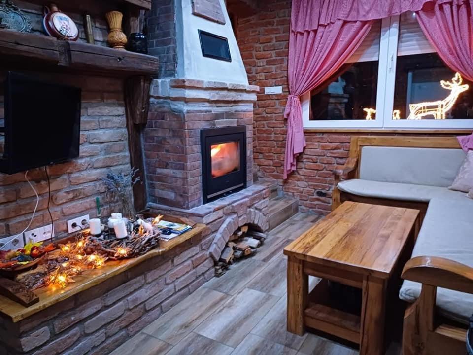 فيلا Matanovi Dvori سلافونسكي برود المظهر الخارجي الصورة